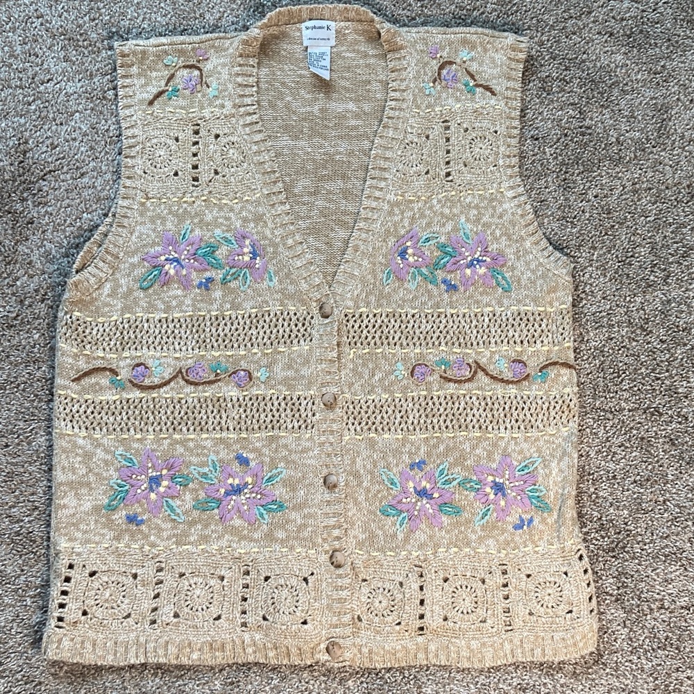 Vintage 90s Stephanie K Embroidered Floral Button Sweater Vest Cottagecore sz XL